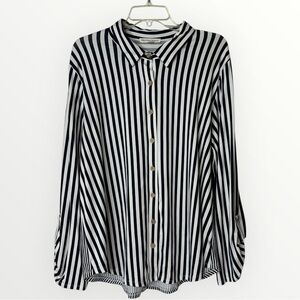 Above and Beyond Blue/White‎ Striped 3/4 Button Sleeve Button Up Womens Plus 3X
